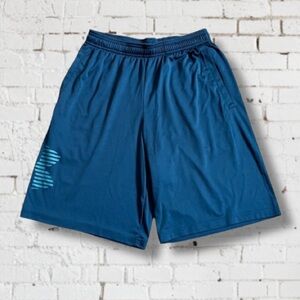 💪🏻Under Armour Athletic Shorts